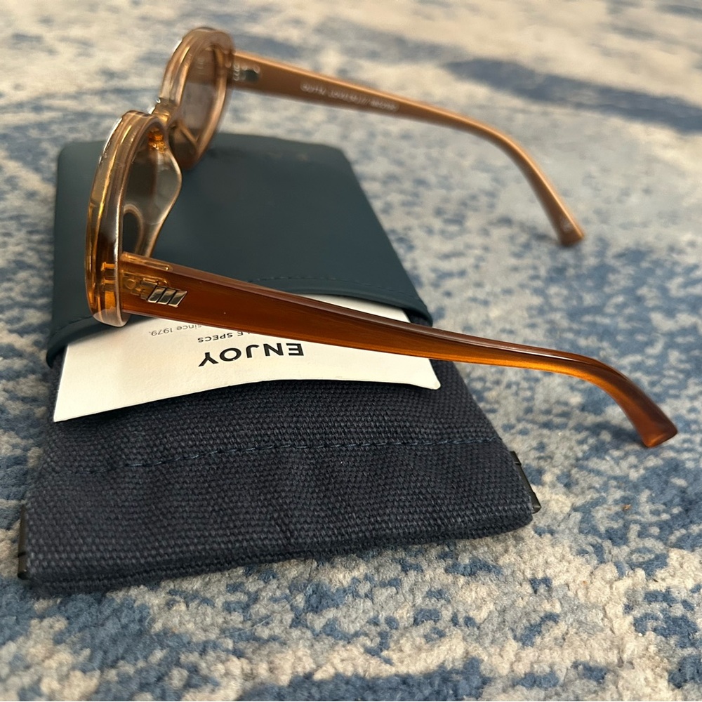 Caramel Le Specs Oval Sunglasses - Picture 4 of 4
